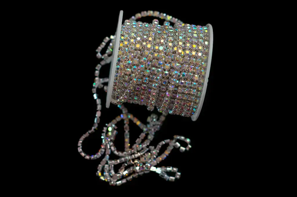 STRASS - CRYSTAL AB - ss16 - por METRO