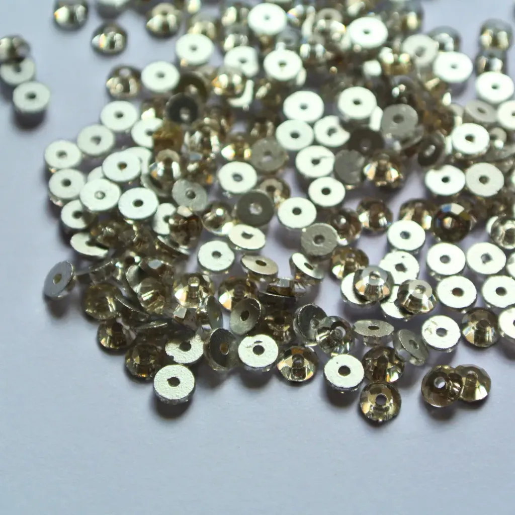 BRILLOS CON AGUJERO - PATIN - CRYSTAL - 4mm (x1440)