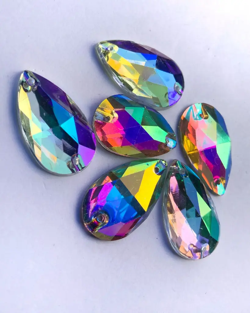 PIEDRAS DE ACRÍLICO - LÁGRIMA - CRYSTAL AB - 17X28 (200un)