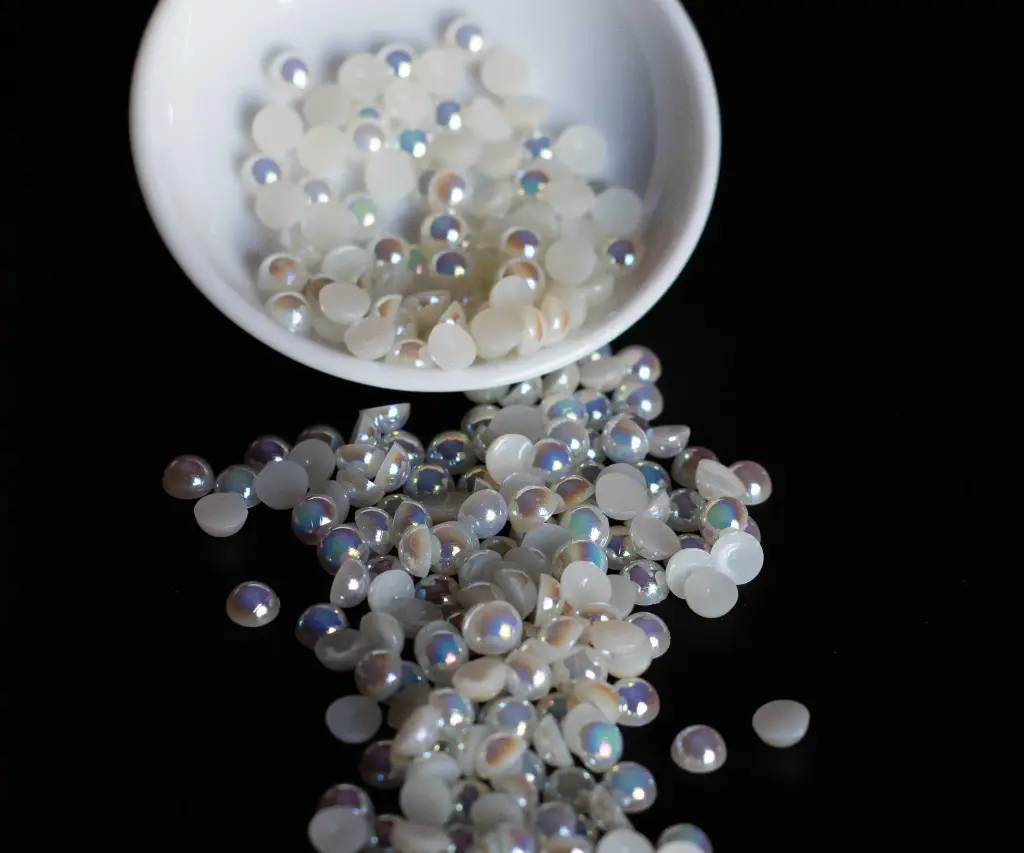 MEDIAS PERLAS - COLOR BLANCO - 6 y 8mm